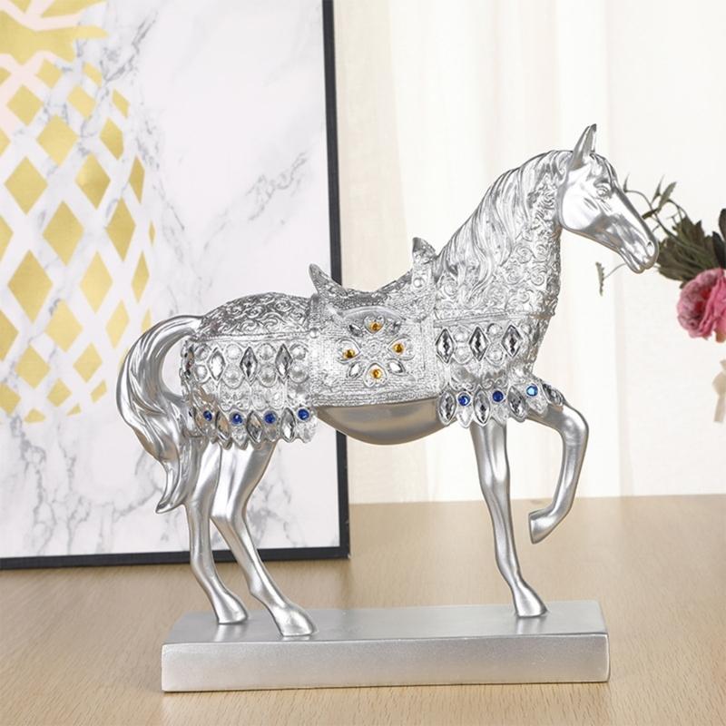 Resin Horse Statue Sculptures Decorative Animal Figurines Tabletop Ornament Symbols Wealth Career Home Decorations