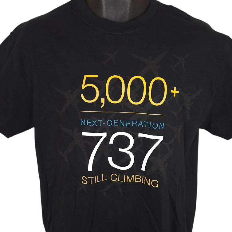Boeing 737 T Shirt Mens Size Medium Black Next Generation Commercial Airplane L