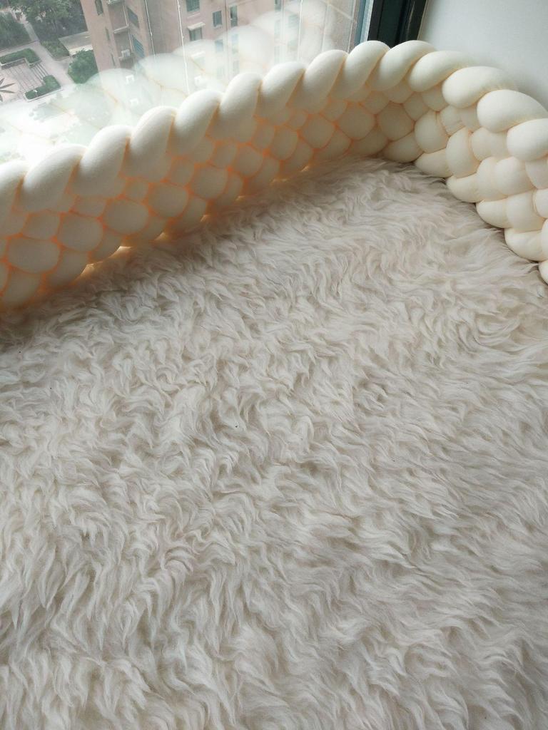 Dänischer Strick Nordischer Knotenball Krippenstoßschutz - 6-Strang-Zopf für Neugeborene