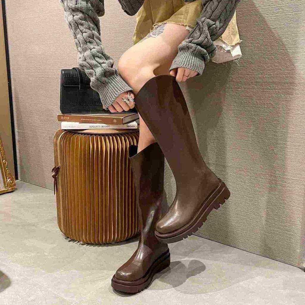 Daily travel versatile tall women's boots knight boots V-mouth rear zipper convenient to wear and take off boots comfortable and warm