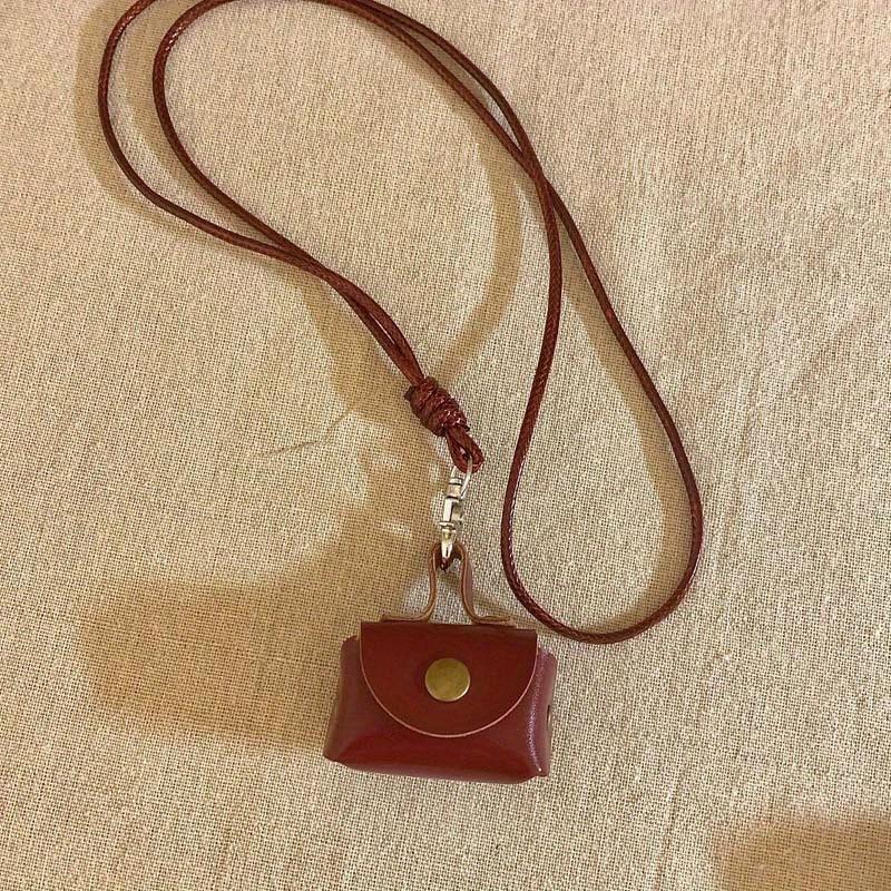 Mini Leather Coin Purse Pendant Necklace for Women Vintage Adjustable Leather Rope Sweater Chain Necklace Jewelry Gifts