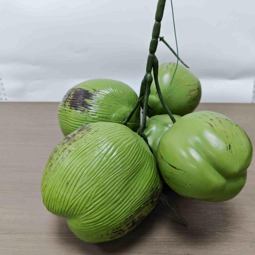 Xianci Southeast Asian Style Potted Palm Tree: Faux Coconut Needle Palm for Landscaping and Mall Decor.