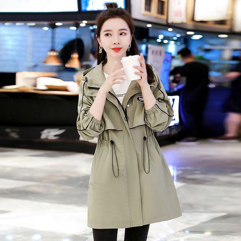 Fashionable Loose Women's  Windbreaker Coat, Stylish and Elegant Jacket