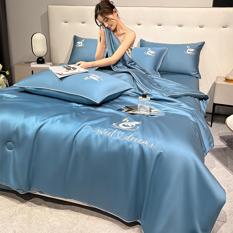 Embroidery Ice Silk Summer Quilt Set, Machine Washable, Luxury Bedding, Solid Color, Home Gift