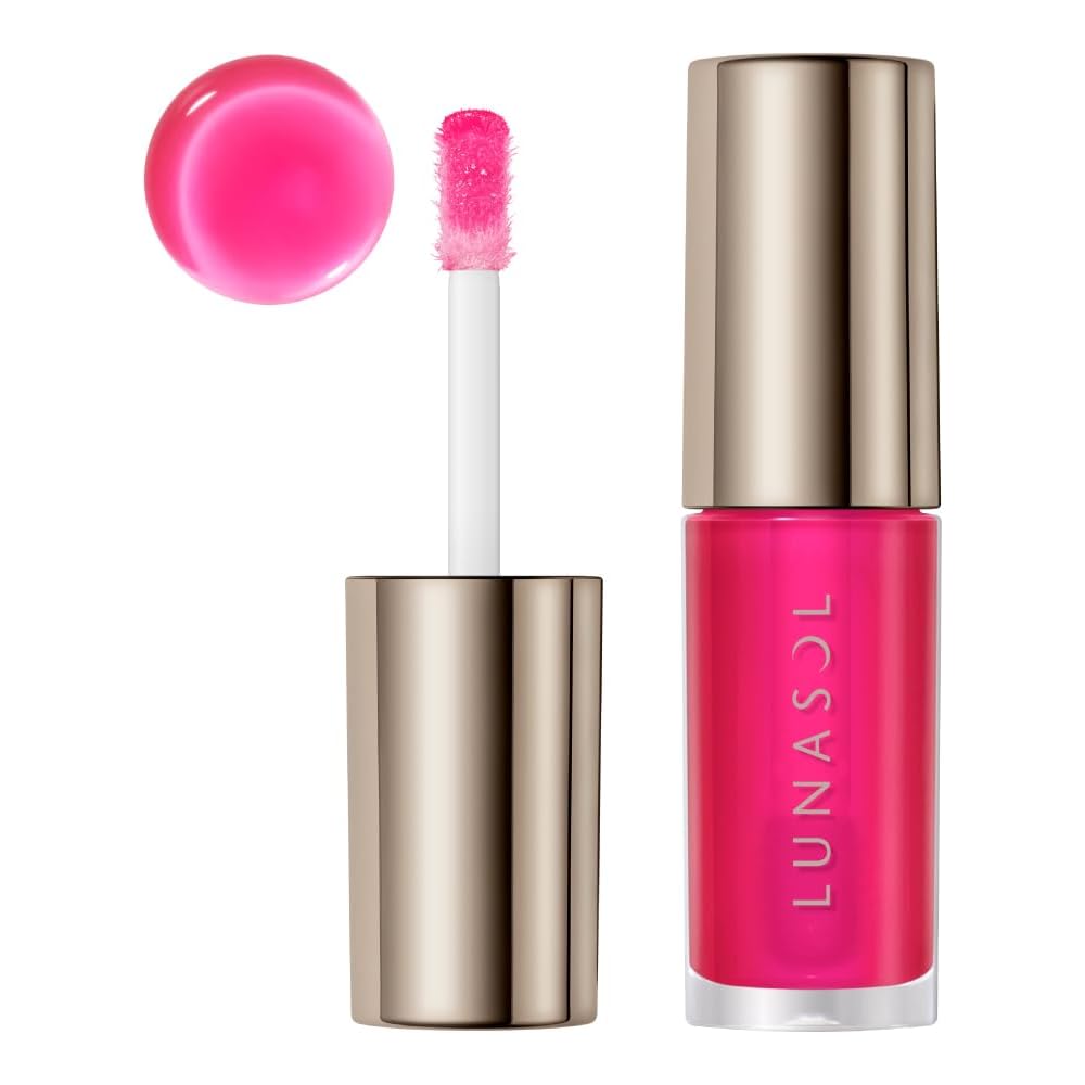Lunasol Dewy Reflect Lip Oil 02: Plump and juicy lips, smooth lips, glossy lips. A vibrant fuchsia pink that bursts with color, lightly adorning the l