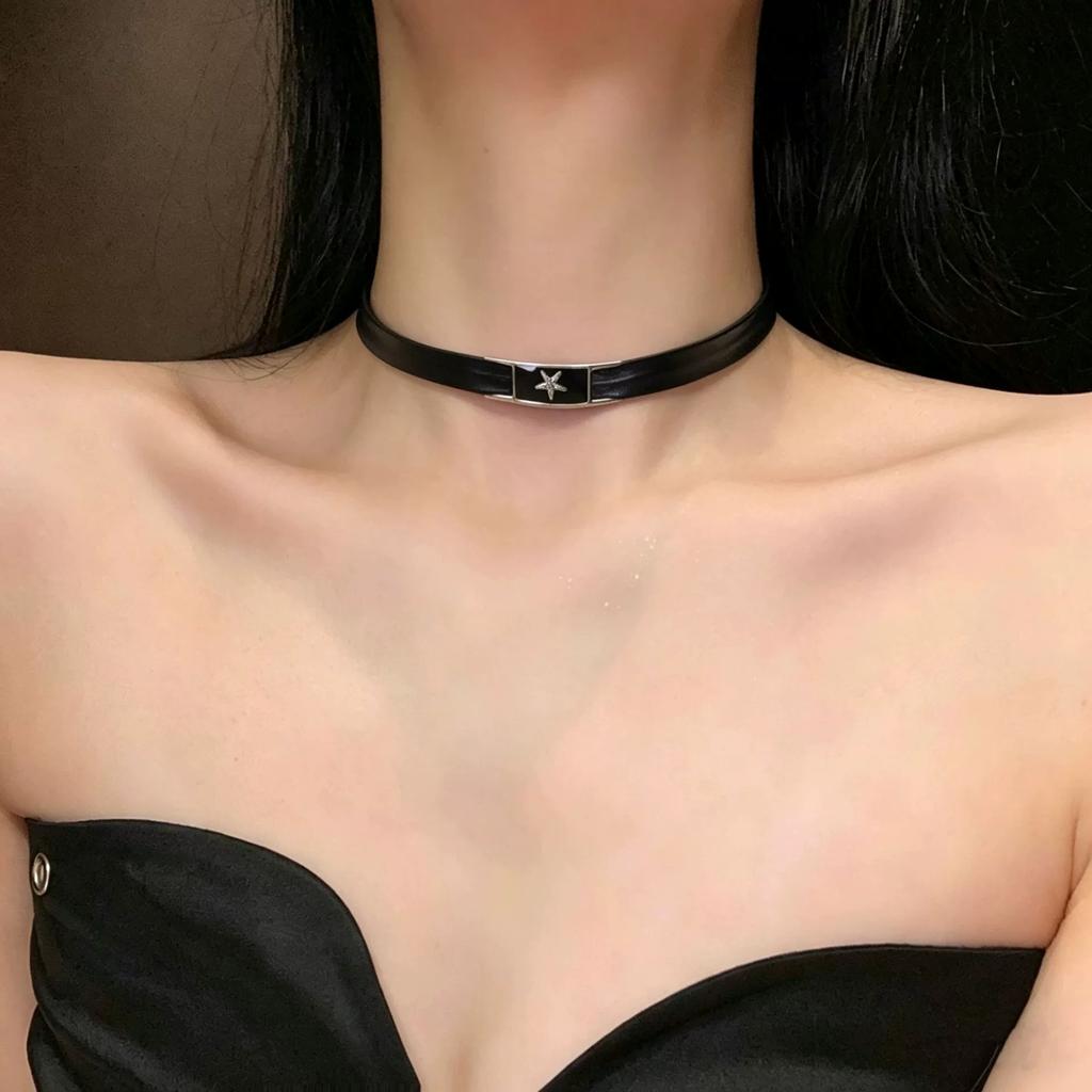 Gothic Punk Y2K Fashion Star Black Leather Choker Necklace For Women Personalized Vintage Charm Grunge Accessories Neck Jewelry