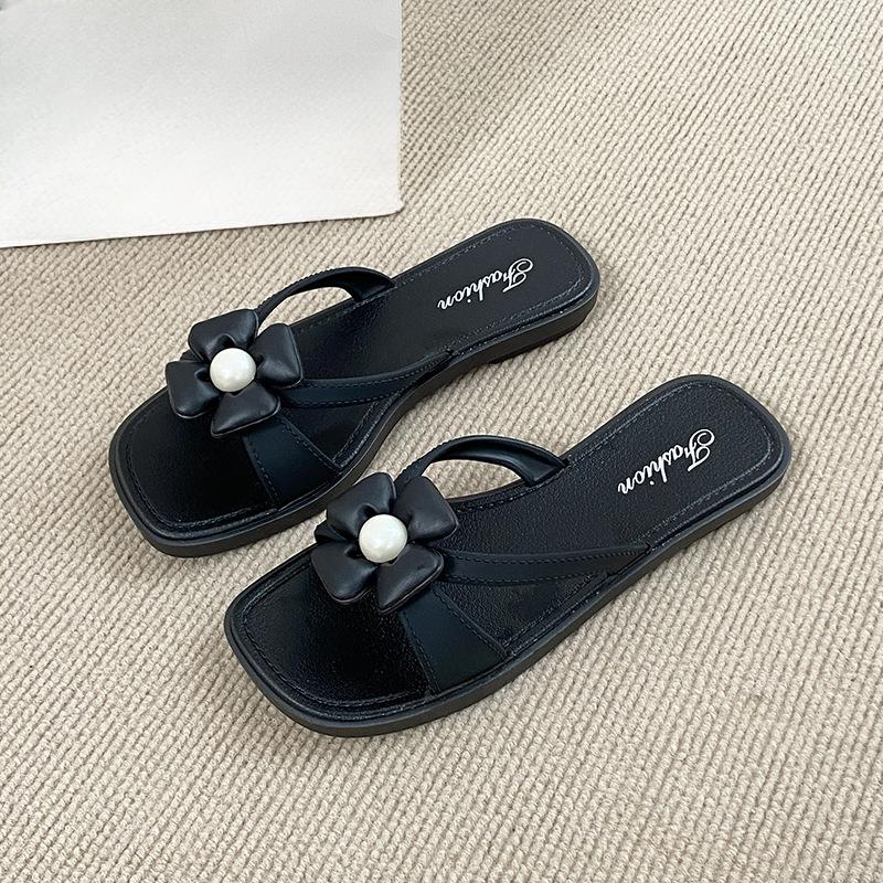 Pearl Shoes Are Versatile Women's Beach Flat Anti-slip Outerwear Student Fashion Flip-flops