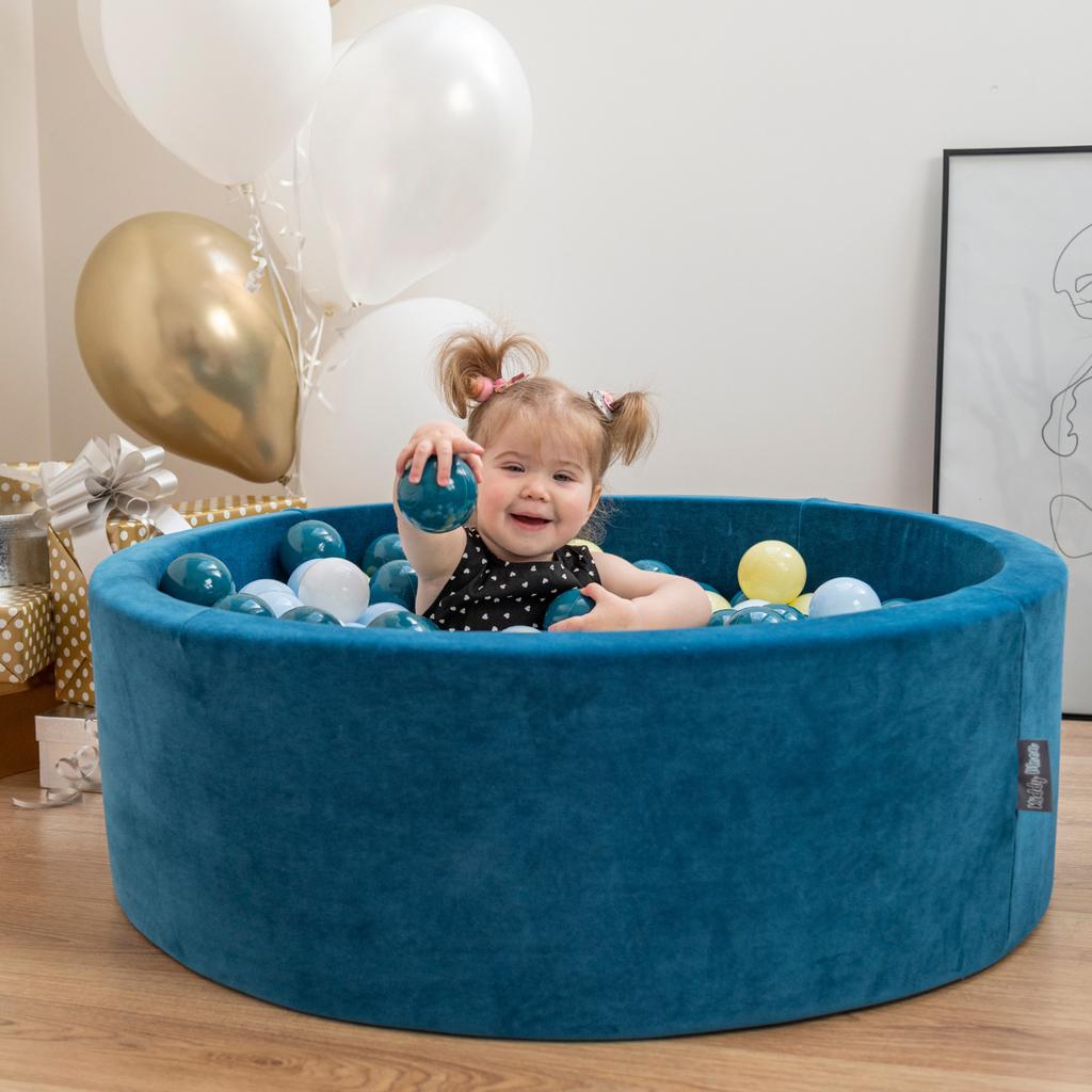 KiddyMoon 100 Balls/7cm-2.75in Soft Plastic Play Balls for Children Colourful Certified Made In Eu, Pastel Beige