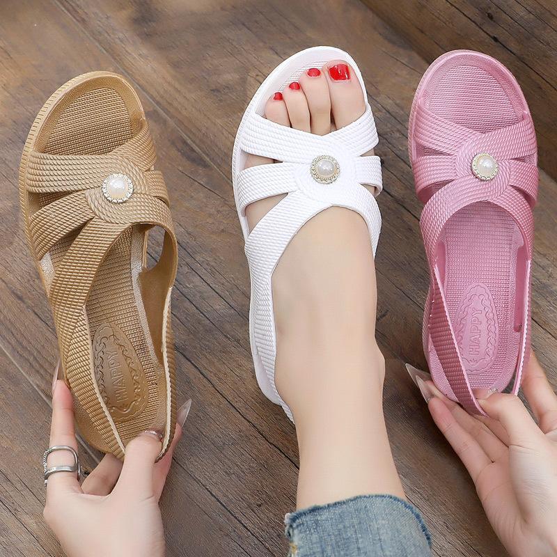 

2025 new fashionable casual comfortable sandals summer fashionable slippers casual single-layer shoes comfortable summer fashionable slippers slippers 36 [one size smaller]