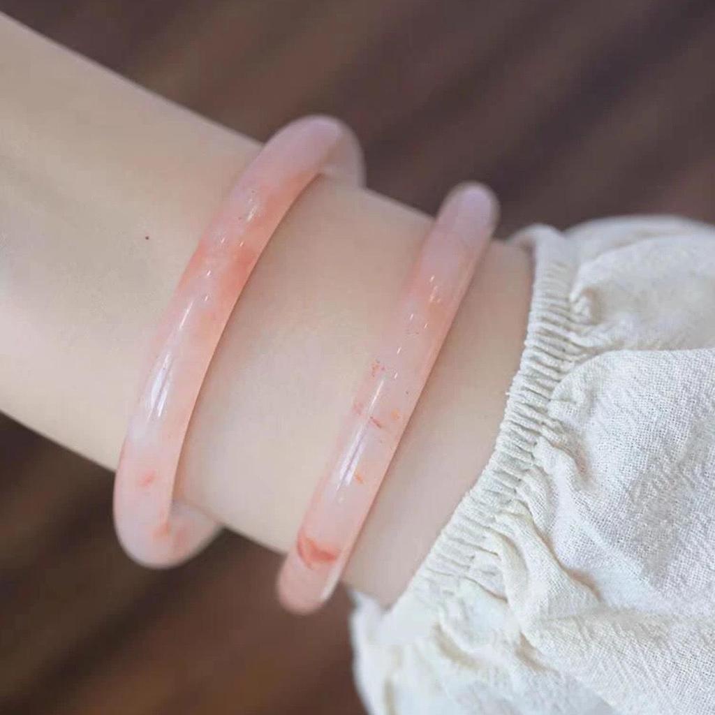 One-Step Glass-Like Jade Bangle: Xiaohongshu Style, Natural Buzhichun Ice-Clear, Women's High-Ice Round Design.