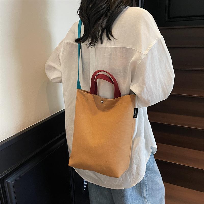 2025 Autumn New Large-Capacity Commuter Canvas Tote Bag Korean Niche Leisure Literature and Art Student Shoulder Bag