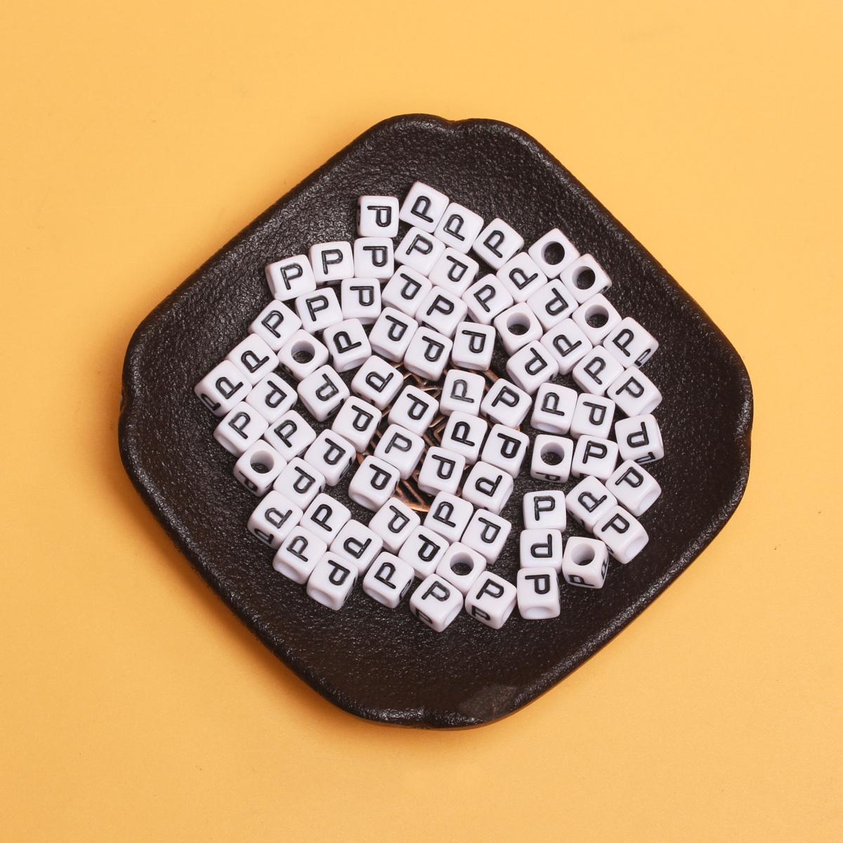 

Квадратные изделия ручной работы из бисера, материал для изготовления ювелирных изделий, аксессуары для изготовления ювелирных изделий, 5,5 мм, акрил, 26 букв, бусины, ожерелье, браслеты, 50 шт., сделай сам, с большим отверстием, белый, черный P