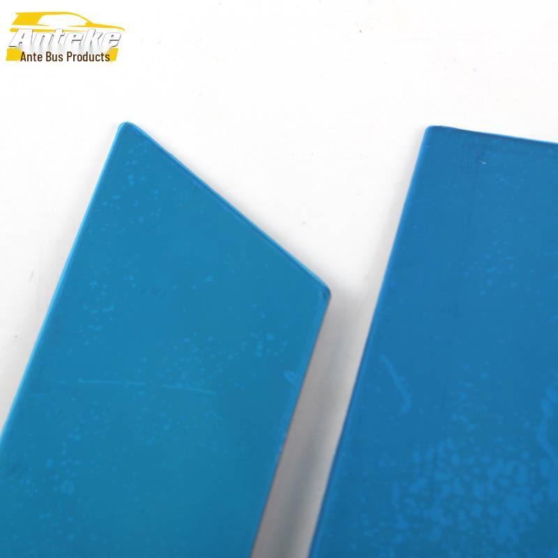 Compatible with 20 Jetour X70 models, this anti-scratch exterior trim enhances and protects window and body glass with a sleek, bright finish.