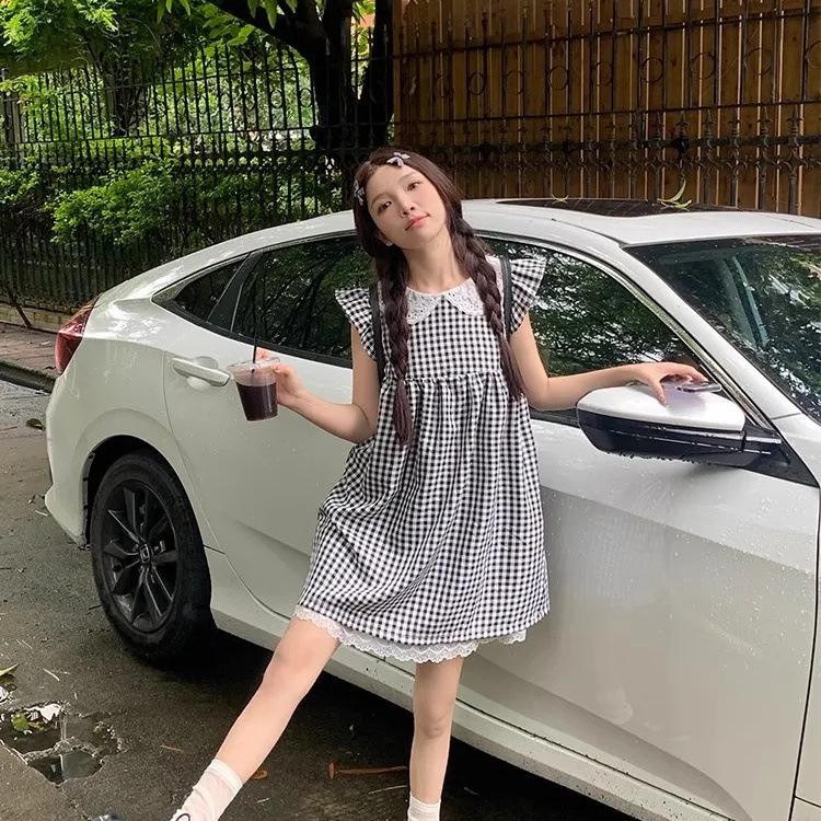 

Black & White Plaid Flutter Sleeve Summer Dress with Lace Patchwork - Women s A-line Slimming Skirt S, for up to 92 jin