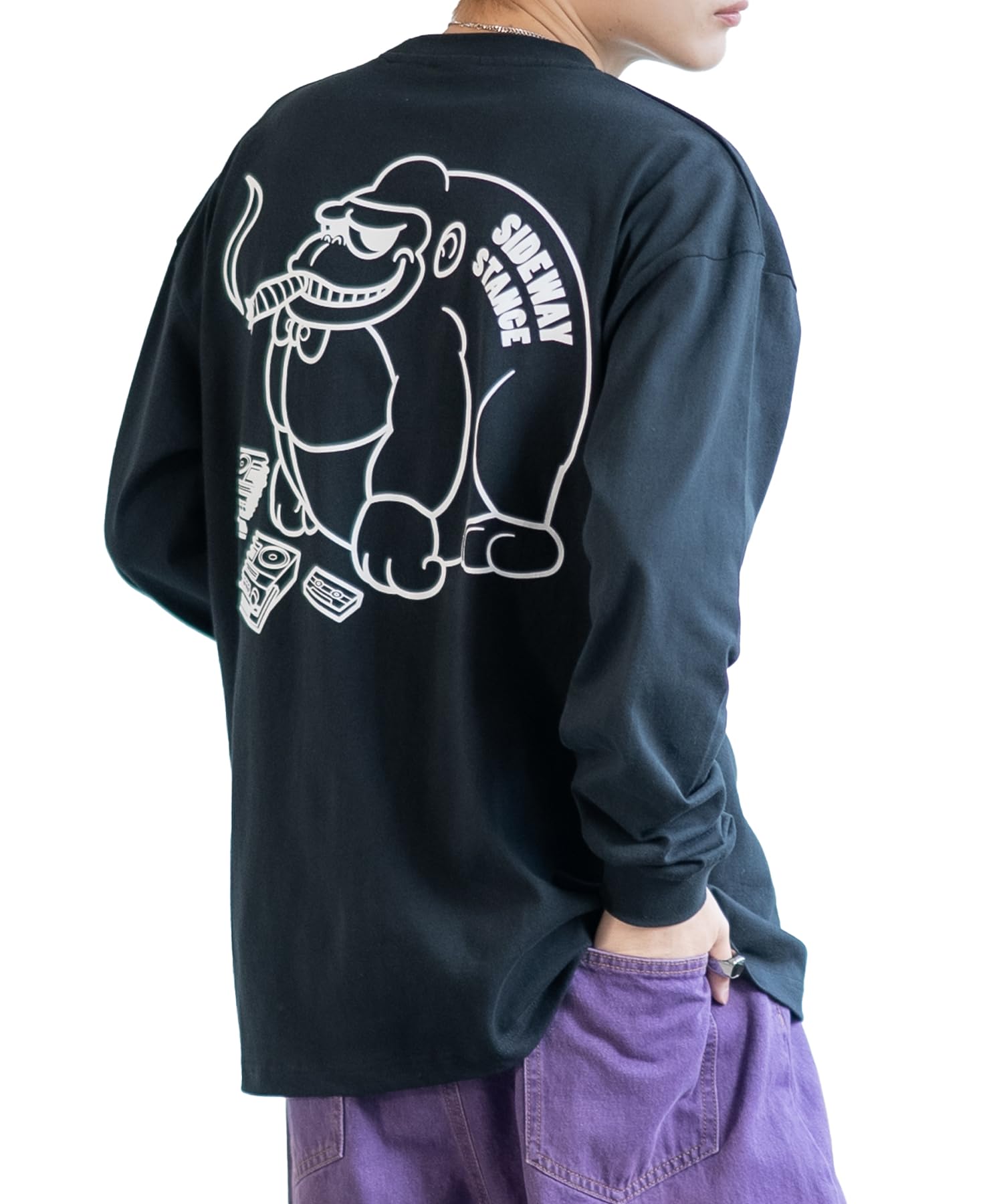 

IMPROMES Casual SIDEWAYSTANCE Break Gorilla Long Sleeve T-Shirt, Men s, Black