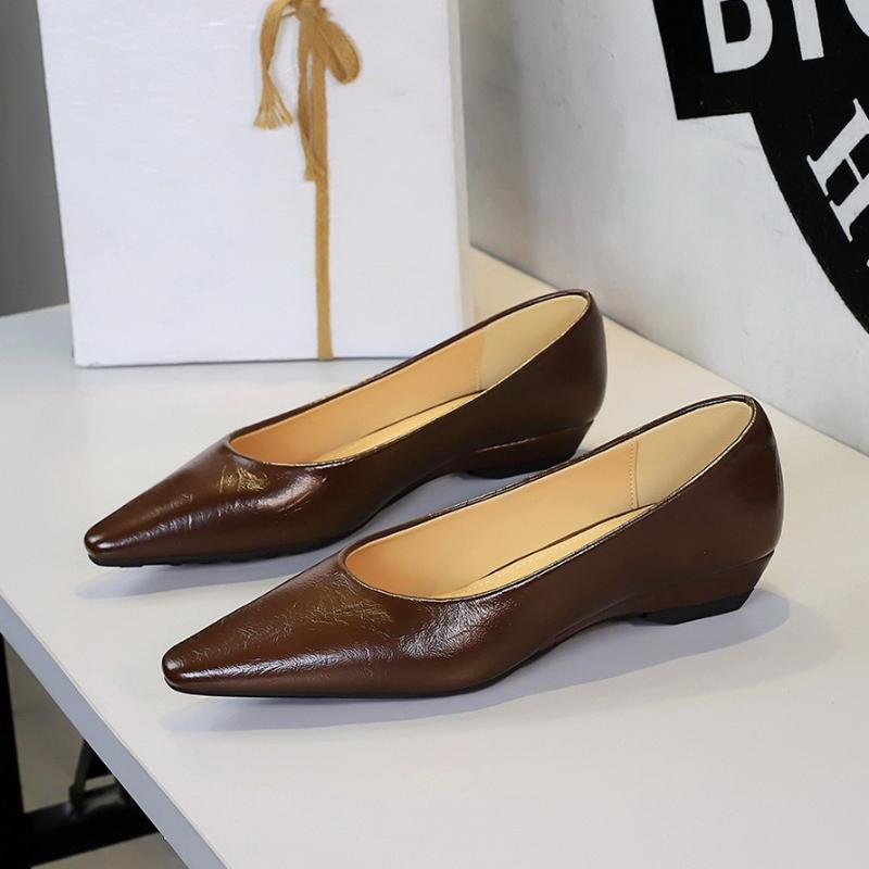 

Удобные туфли-лодочки на платформе женские офисные туфли с острым носком на низком каблуке слипоны универсальный рабочий повседневный стиль 40