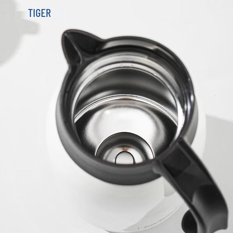 Tiger 1.6L Stainless Steel Vacuum Thermos