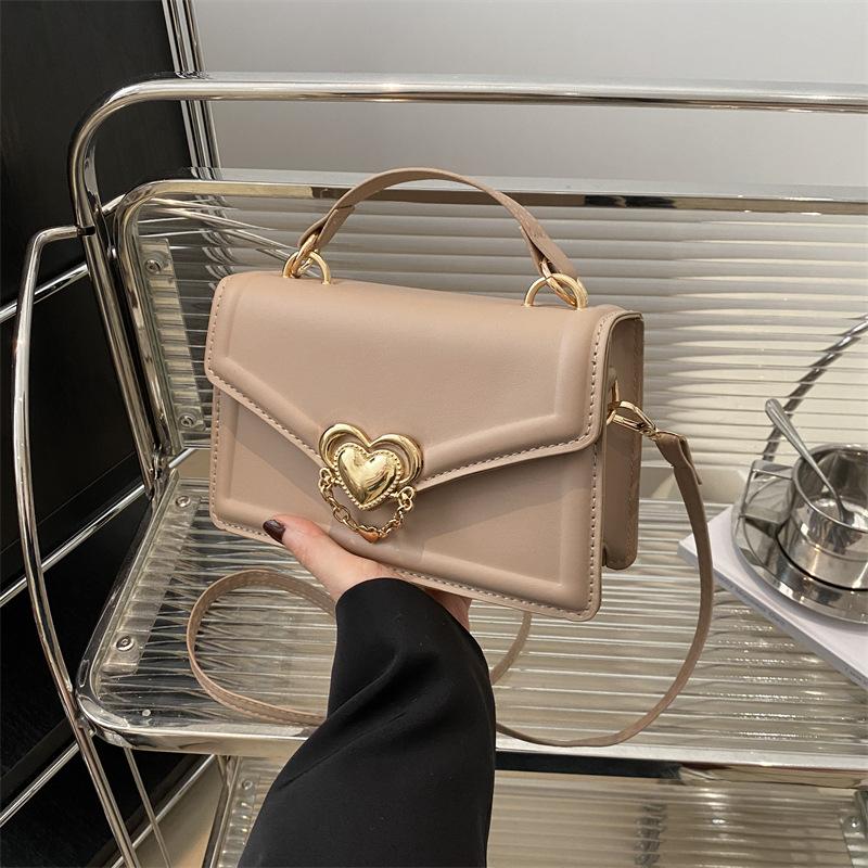 Trendy chain small square bag, Korean version, simple and fashionable, crossbody bag, shoulder bag, women's bag, casual and versatile