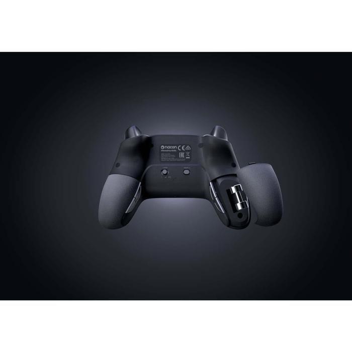Manette Nacon Révolution Pro Controller 3