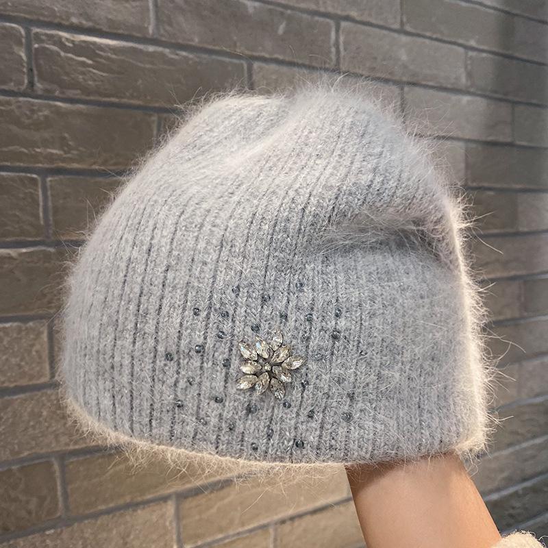Chapeau tricoté en fourrure de lapin pour femme, mode automne et hiver, chapeau chaud épais, chapeau en laine polyvalent avec strass, protège-oreilles, chapeau de tête