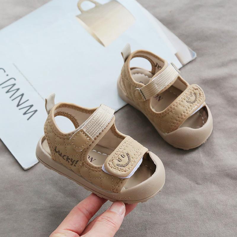 

Summer Baotou toddler shoes sandals 0-2 years old smiley face children s shoes baby shoes anti-kick boys and girls baby shoes 16-20 yards, please take 5 pairs