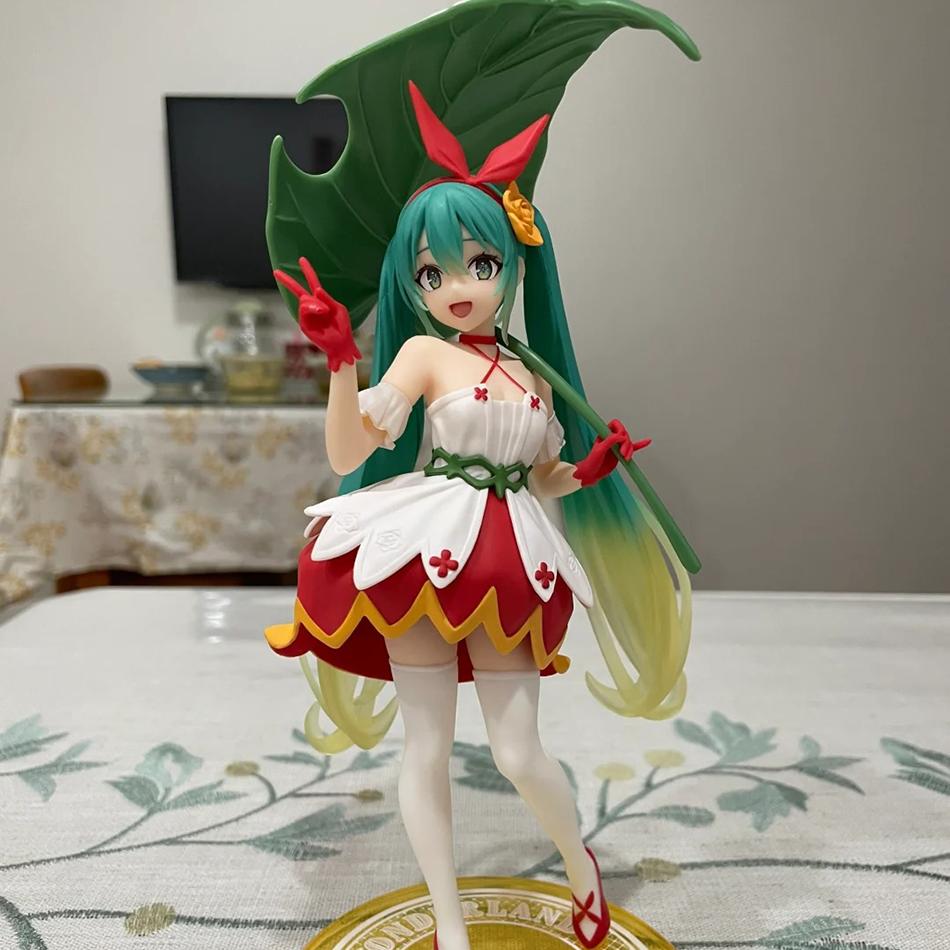 New Hatsune Miku Anime Figure Toys Puss in Boots Kawaii Cartoon Wonderland Thumbelina Action Figurine Model Dolls Birthday Gifts
