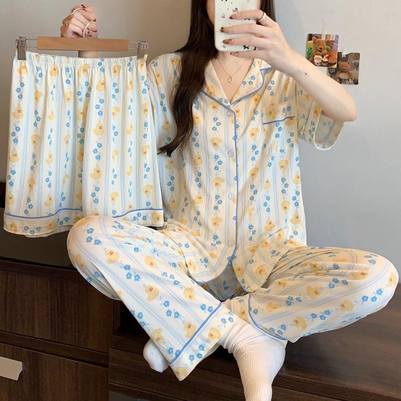 Women's Summer High-Quality Crinkle Fabric Heart Pajama Set - Short Sleeve Three-Piece Loungewear for Indoors or Outdoors
