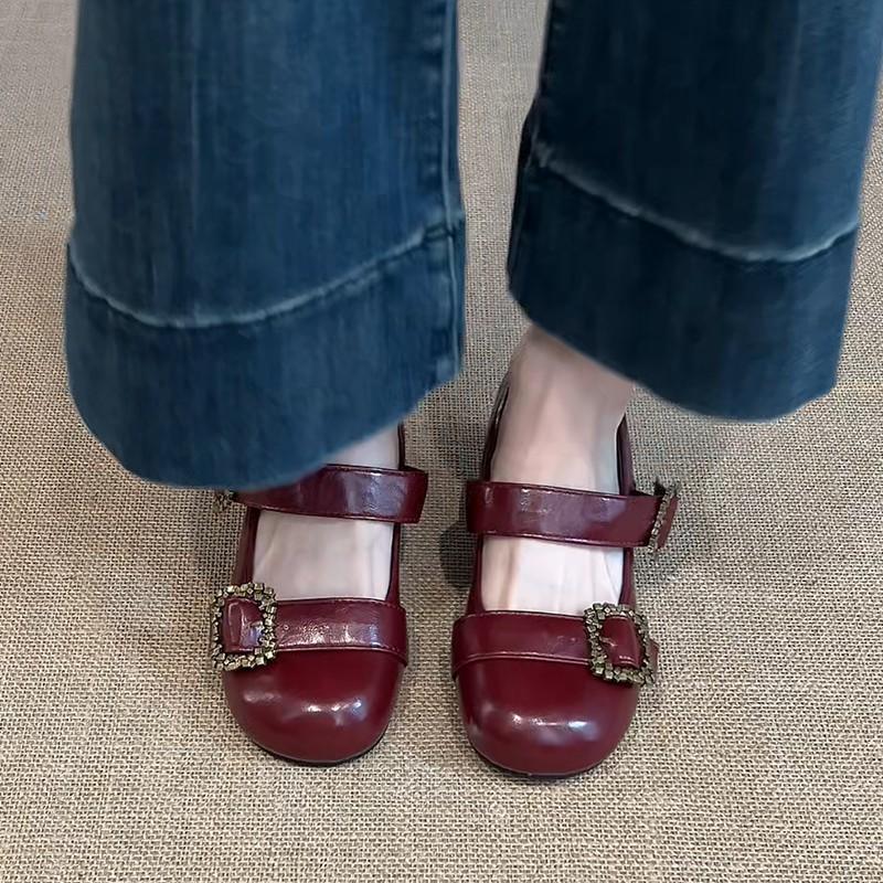 

Лолита однословная пряжка маленькие кожаные туфли трендовые придворные фэн-шуй бриллиант мелкий вырез Мэри Джейн маленькие одинарные туфли женские 2025 осень и зима 40 бордовый