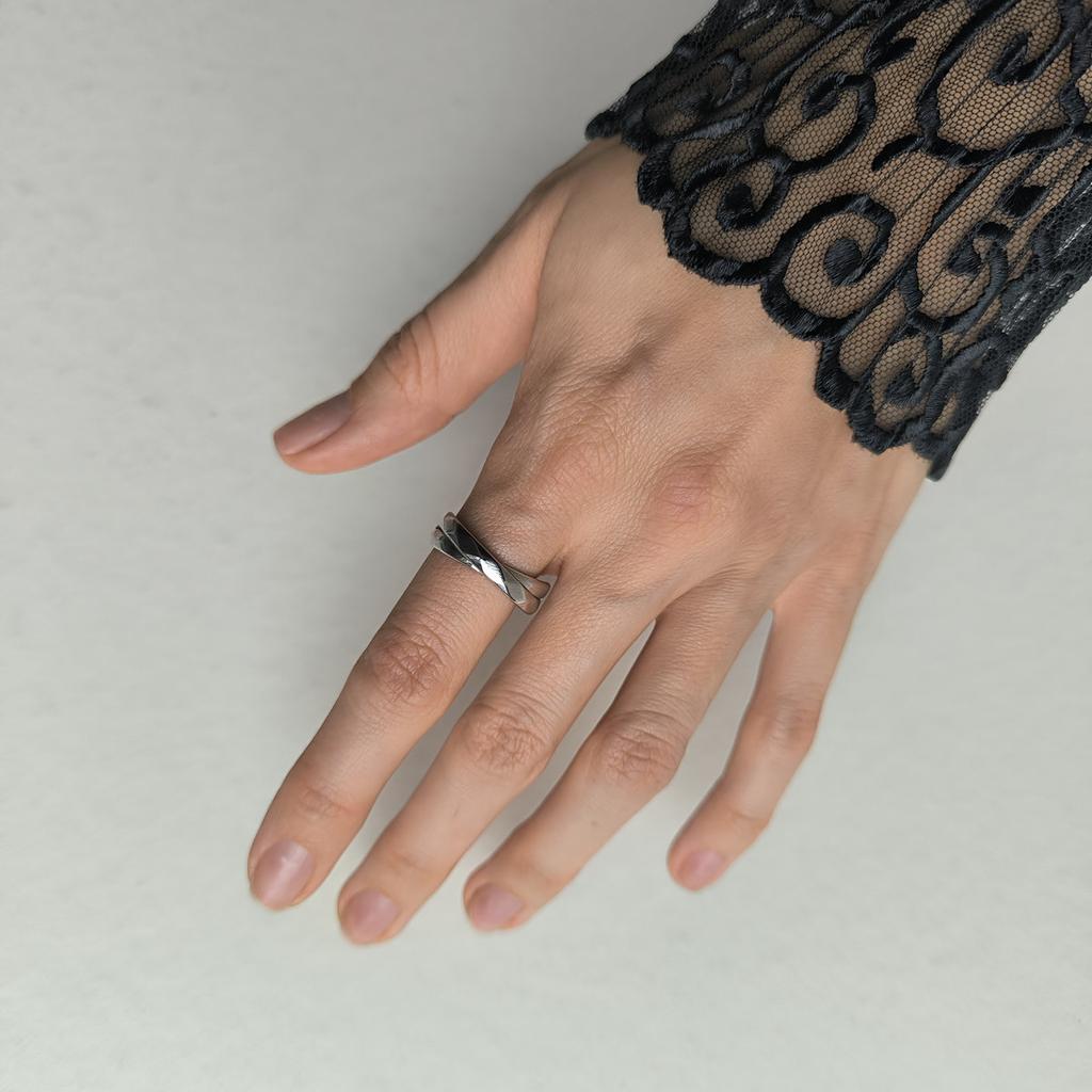 Silver Ring Without Stones, Item Weight 2.24 G (2197539)