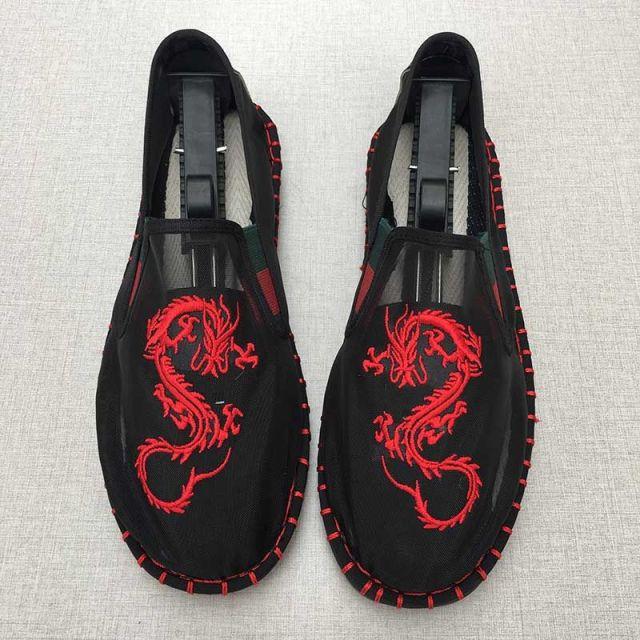 Oude Peking Stoffen Schoenen Holle Netstof Schoenen Airconditioning Schoenen Luie Man Handgeborduurd Mondmasker Gaas Sandalen