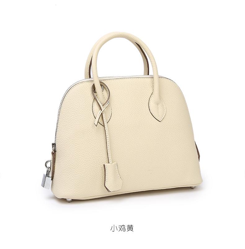 Bags bag 2025 light luxury niche large-capacity bowling bag, high-end leather messenger women's bag shell bag