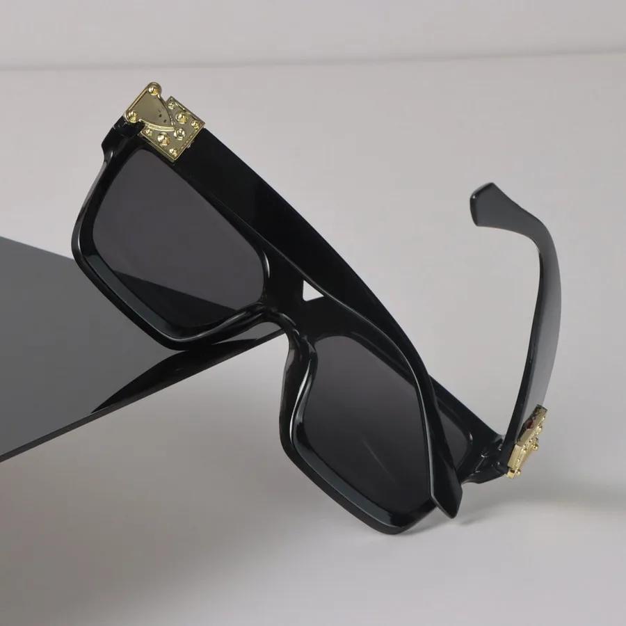 Luxury Designer Sunglasses for Women Men Retro Square Mirror Lens Black Colors Sun Glasses Oculos De Sol