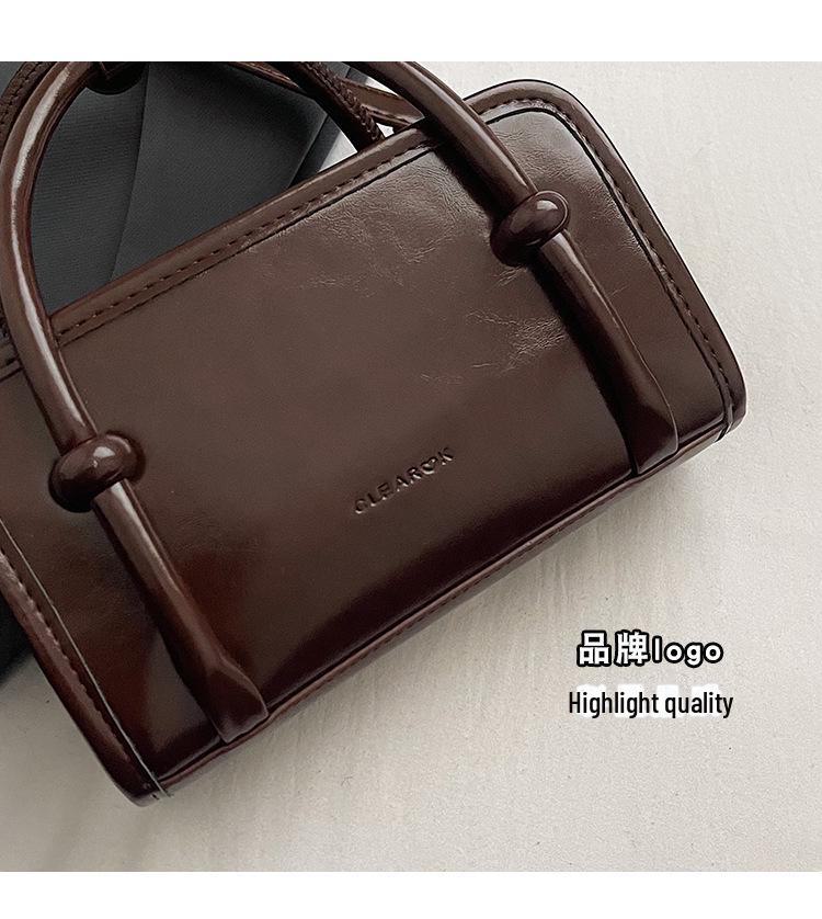 High-Grade Boston Contrast 2025 Women's Versatile Fashion Handbag: Stylish Pillow Shoulder & Crossbody Bag