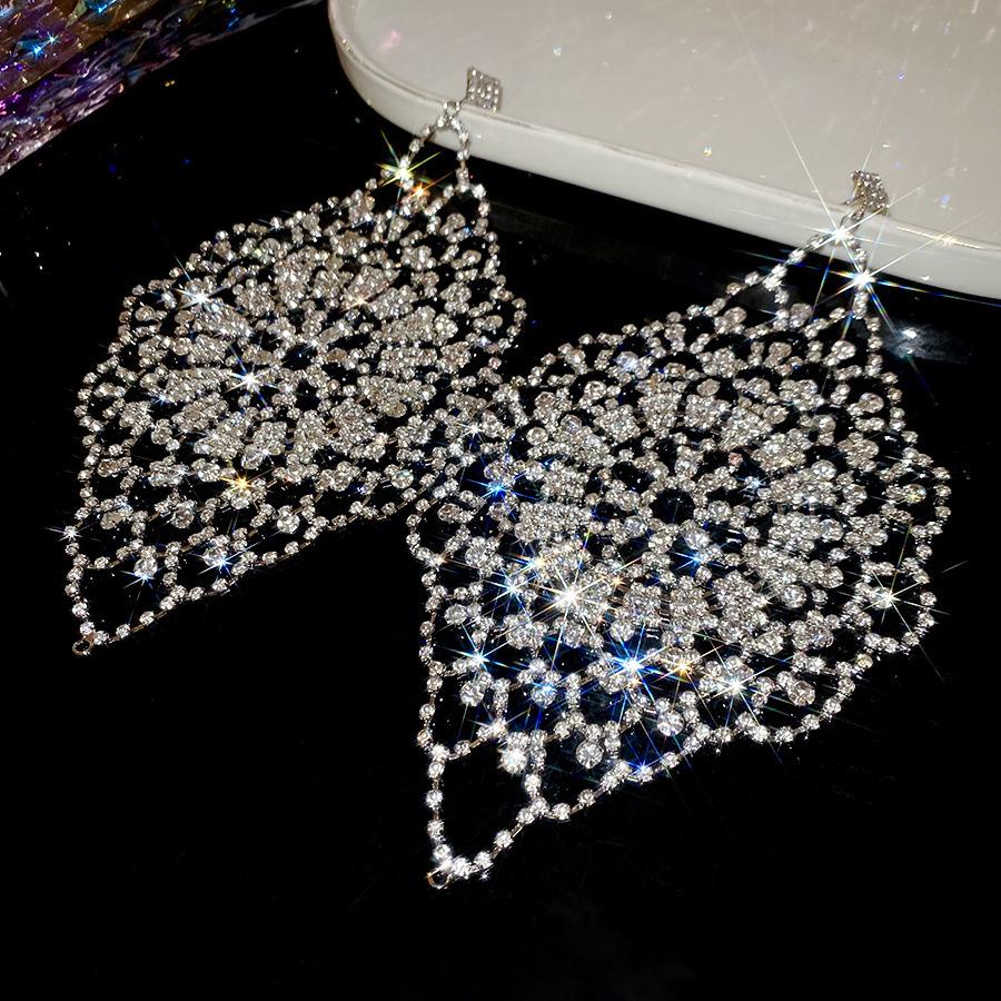 Luxury Spider Web Drop Tassel Earrings with Inlaid Diamonds