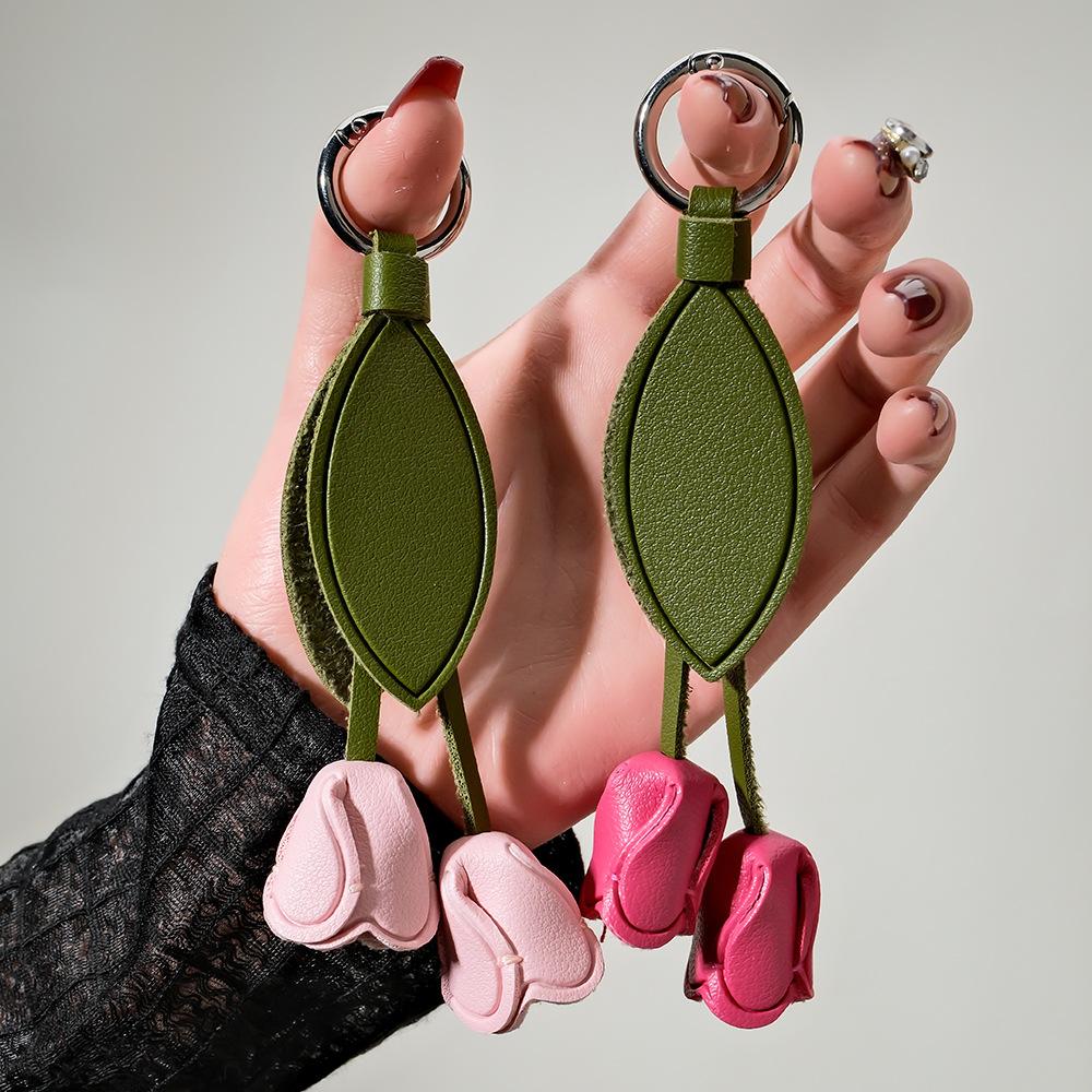 Faux Leather Tulip Bag Charm Double Flower Leaf Minimalist Floral Pendant Accessory for Women Gift Accessory Bag Charm