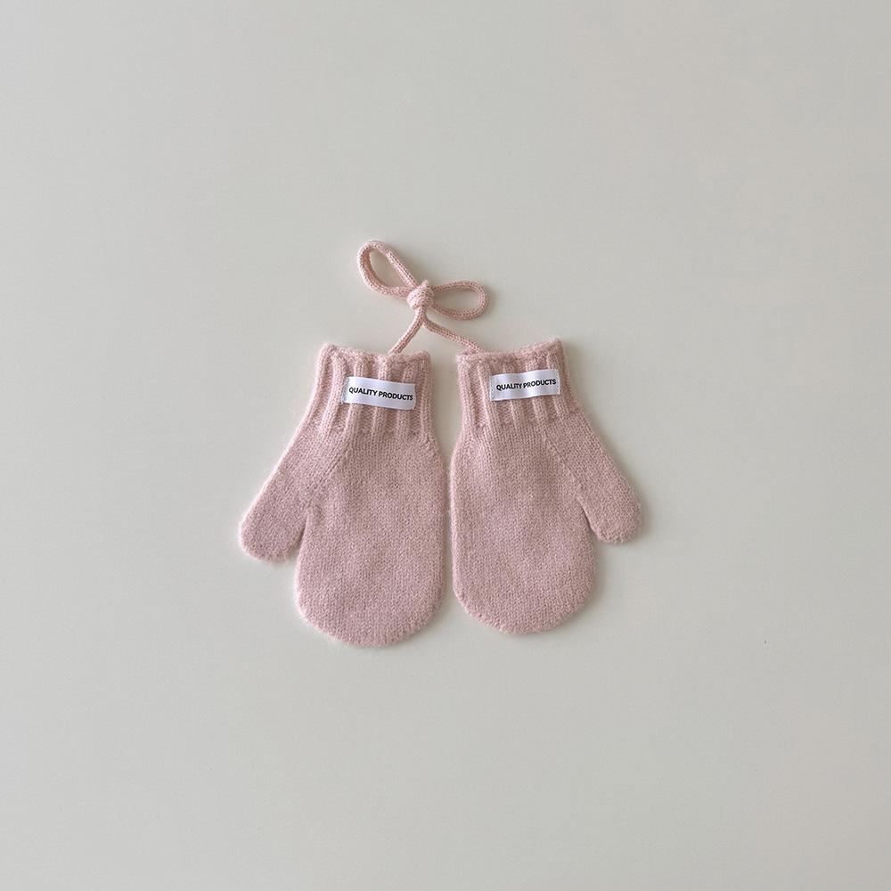 

1 пара INS Корейские повседневные детские варежки для улицы, зимние, теплые, однотонные, простые, детские варежки с шейным шнурком для мальчиков и девочек розовый