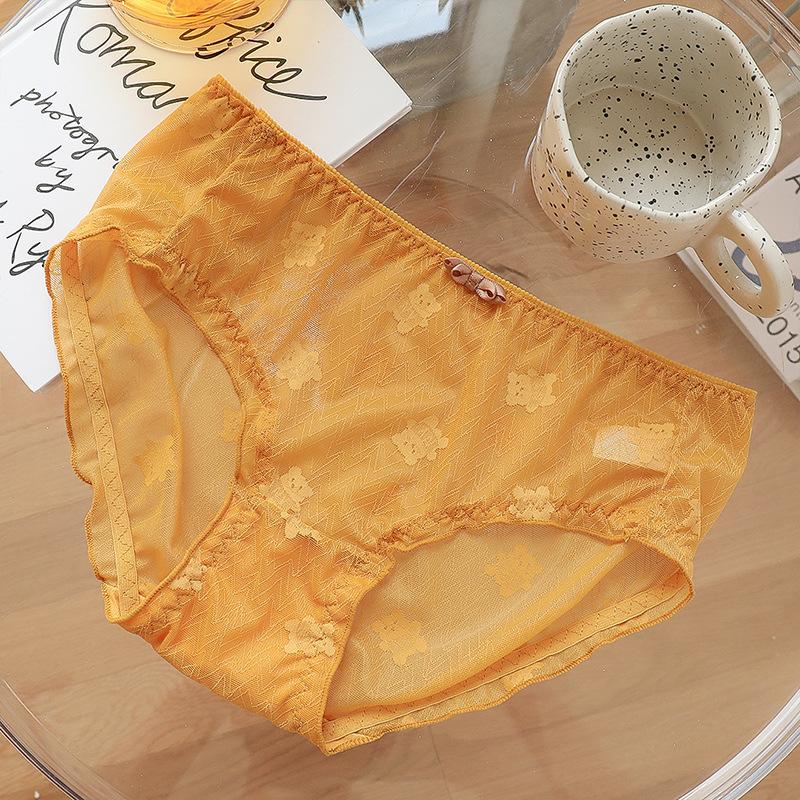 Ladies Spring and Autumn Fashion All Kinds of Bear Print Net Yarn Close Skin Without Trace Not Clip Hip Briefs