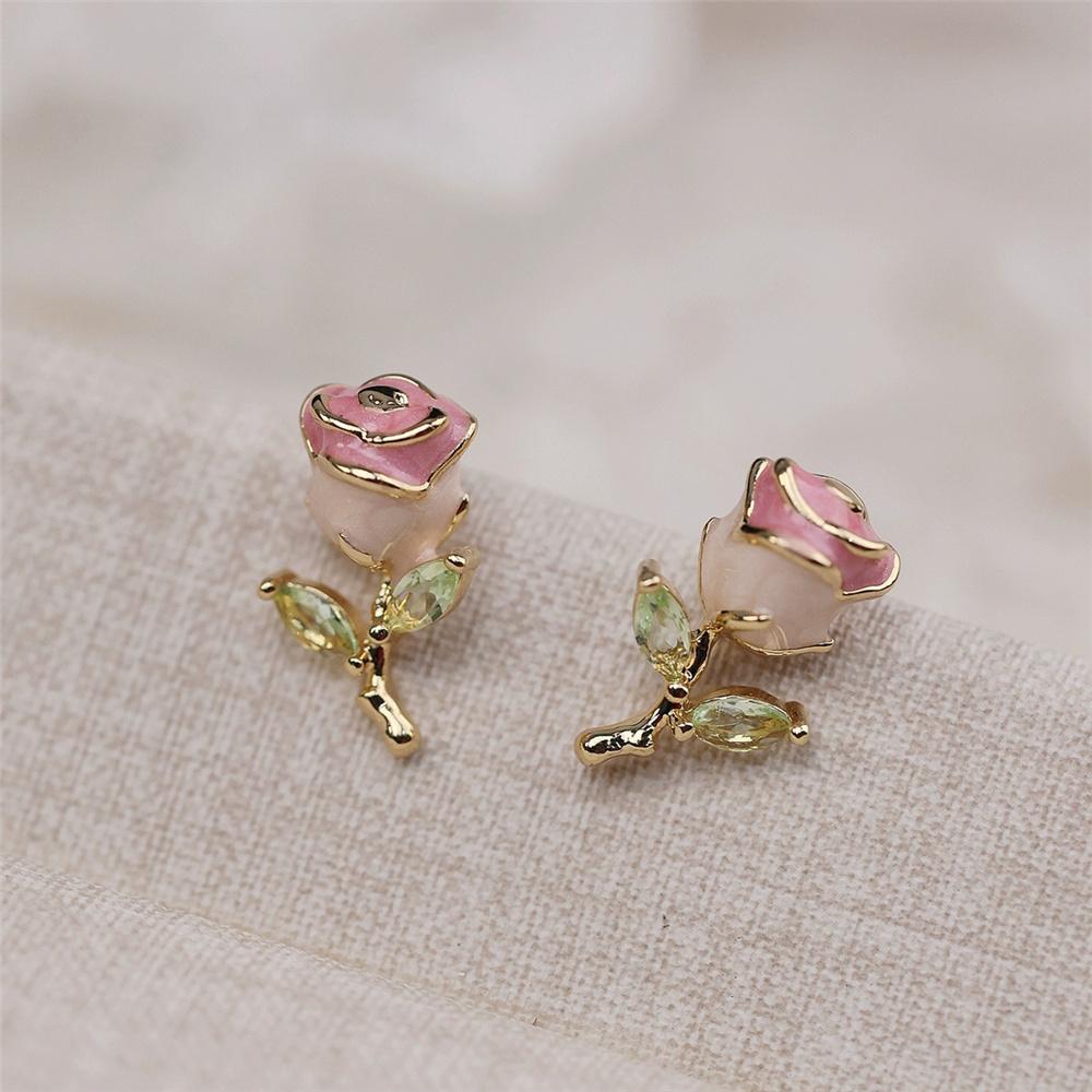 Süße weibliche weiße Emaille Goldfarbe Rosa Blume Ohrstecker Liebliche Braut Hochzeit Für Frauen