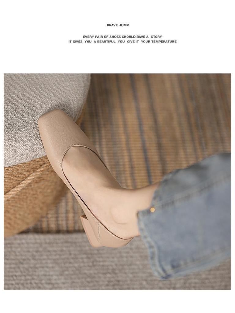 2023 Retro Soft Leather Square Toe Medium High Heel Women's Shoes
