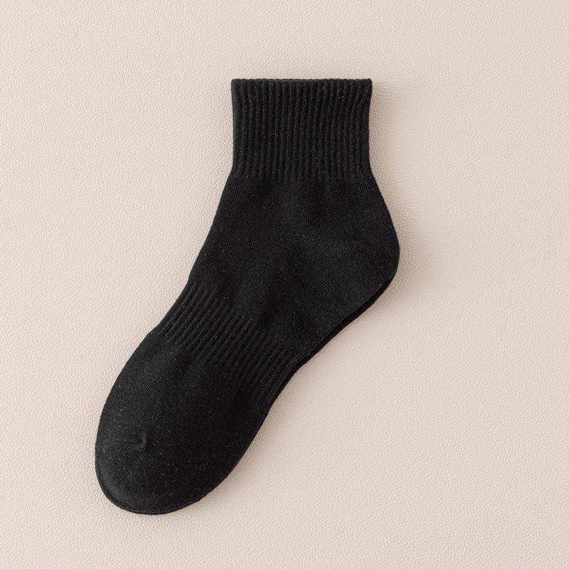 Men's and Women's Breathable Cotton Socks - Summer Short & Mid-Tube, Sweat-Absorbent, Sports & Casual, Small White Socks