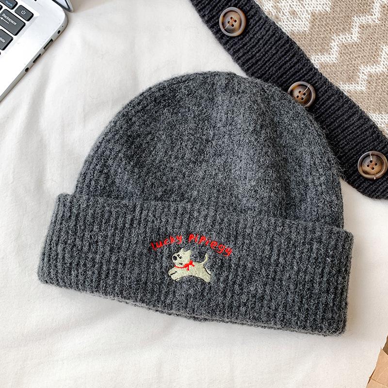 Cute puppy embroidered knitted wool hat women's 2025 new season face small versatile big head circumference hat