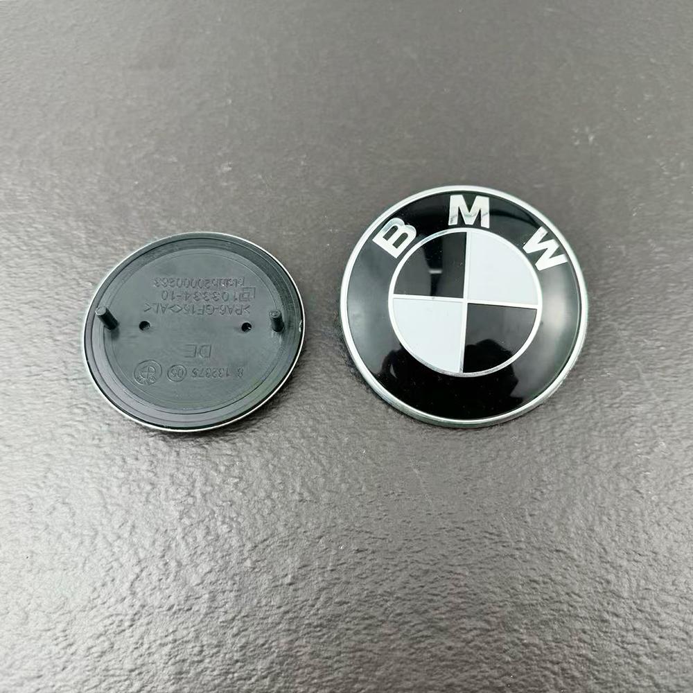 For BMW M 74mm 82mm Car Logo Front Hood Rear Trunk Emblem For BMW M Logo E46 E36 E34 F10 E90 F30 E60 F30 E53 E30 E92 E87 Auto Accessories OK1