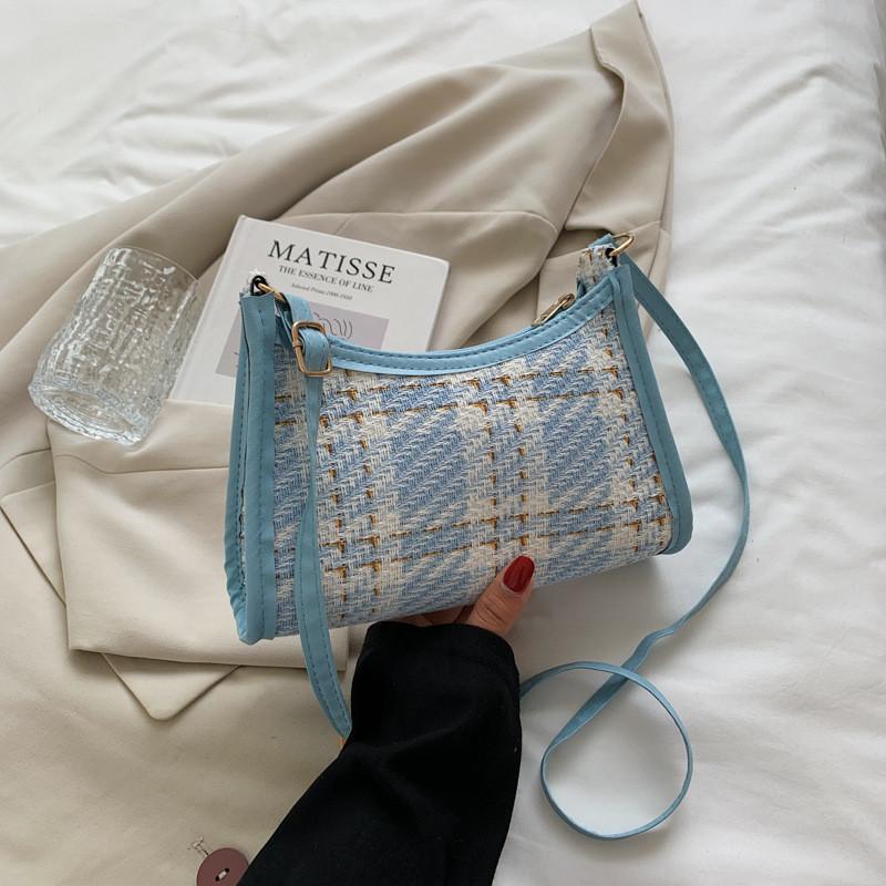 Stylish Urban Chic Quilted Handbag Soft Polyester Shoulder Bag For Women