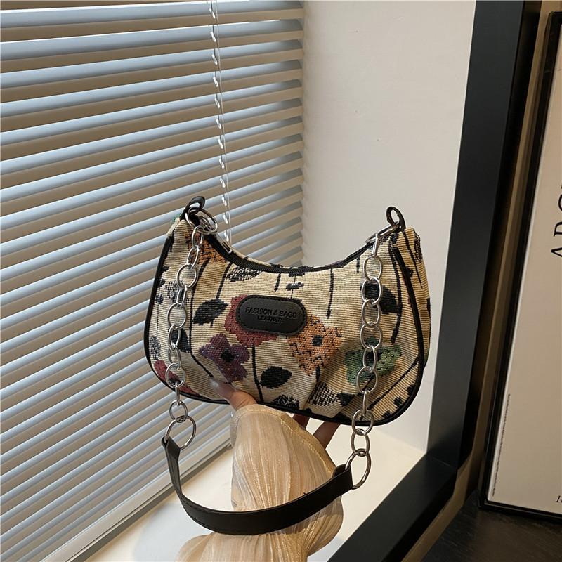 Niche literary and artistic big flower shoulder bag women's new casual underarm bag fashion shoulder bag simple sense women's bag