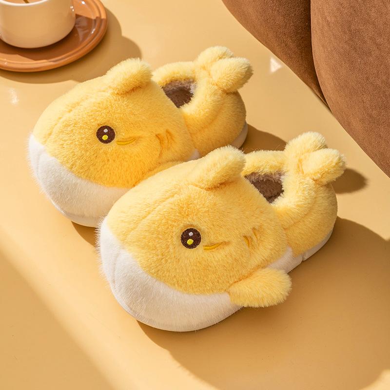 

cotton slippers winter boys and girls home indoor cute dolphin cotton shoes medium and older warm outside Mao Mao shoes 230 (shoe inner length 22cm) жёлтый
