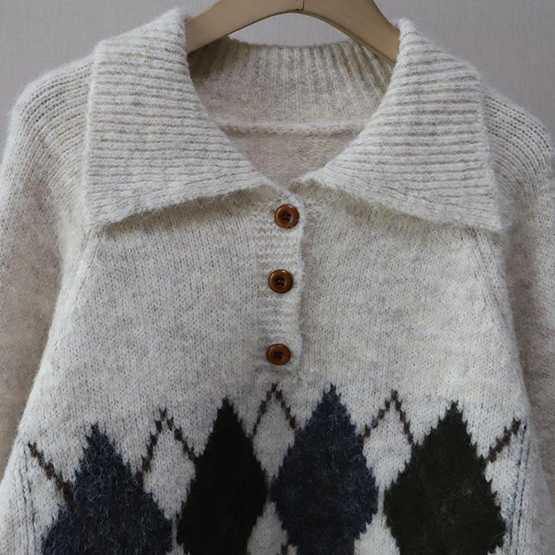European Women’s Autumn/Winter Diamond Pattern Lapel Knit Sweater