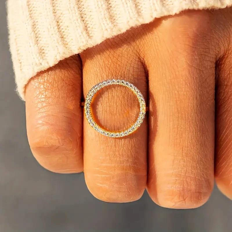 Trendy Circle Design Rings with Sparkling Cubic Zirconia Female Simple Stylish Finger Accessories Delicate Party Jewelry