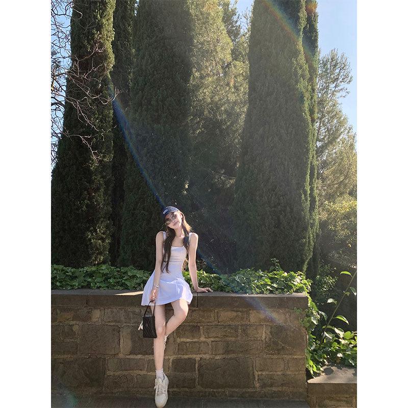 

YUYUREAL White Lover Pleated Square Neck Summer Dress
