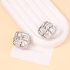 European and American Retro High-end Twist Field Grid Design Stud Earrings, Niche Simple and Versatile Style
