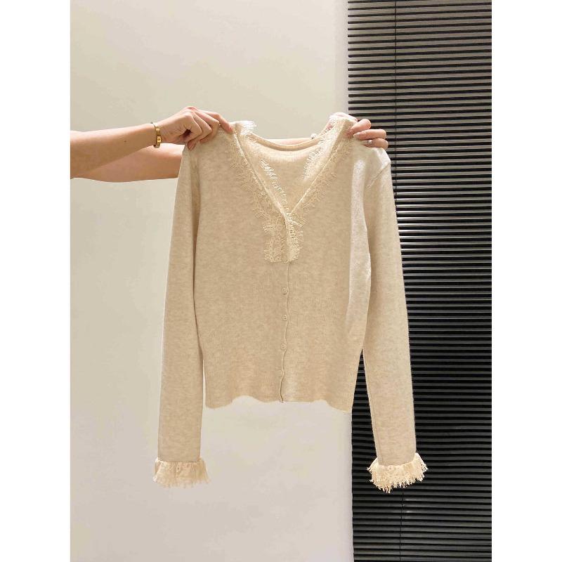 Gentle Lace Splicing Collar Knitted Top Women's Autumn and Winter Temperament Soft Waxy Button Sweater Cardigan
